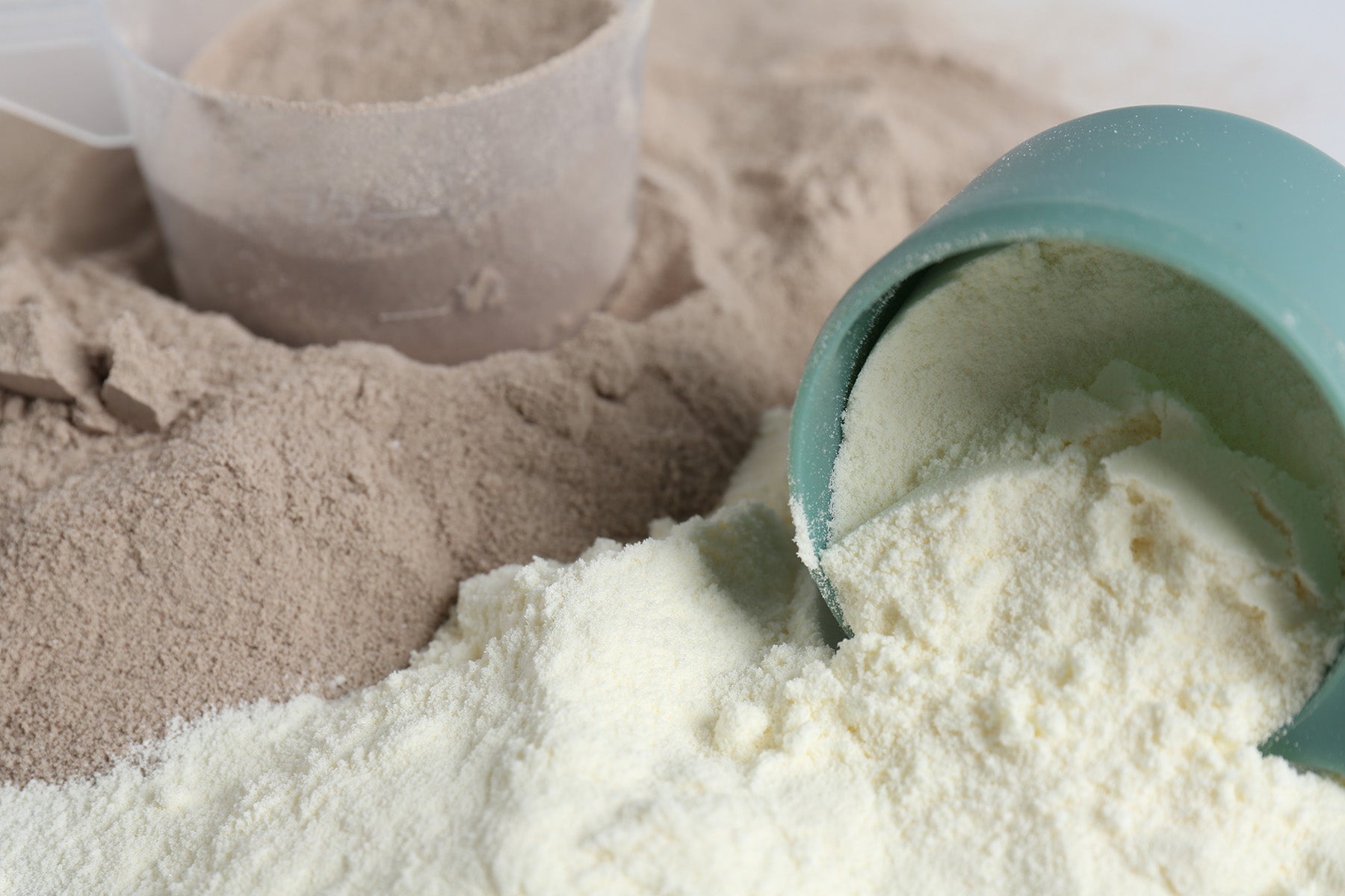 Whey Isolate vs Whey Concentrate: What’s the Difference?